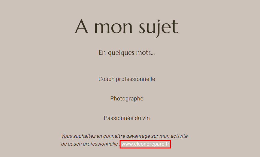 site-photographe Eleonore Photographe section à propos de moi mettant en évidence un lien vers un autre site web